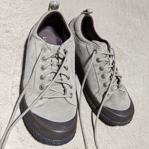 LL Bean casual low-top shoe